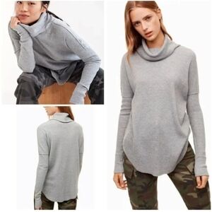 TNA Aritzia Loose Cowl Neck Long Sleeve Waffle Top Heather Grey Small